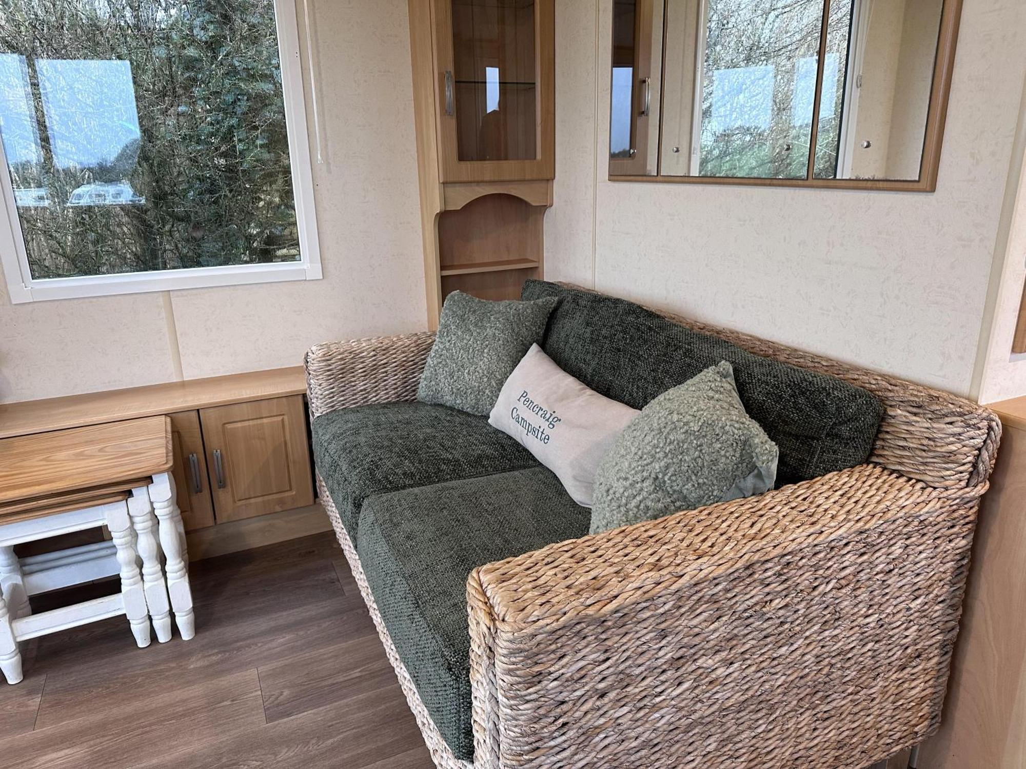 Captivating 2-Bed Static Caravan In Holyhead Llanfachraeth エクステリア 写真